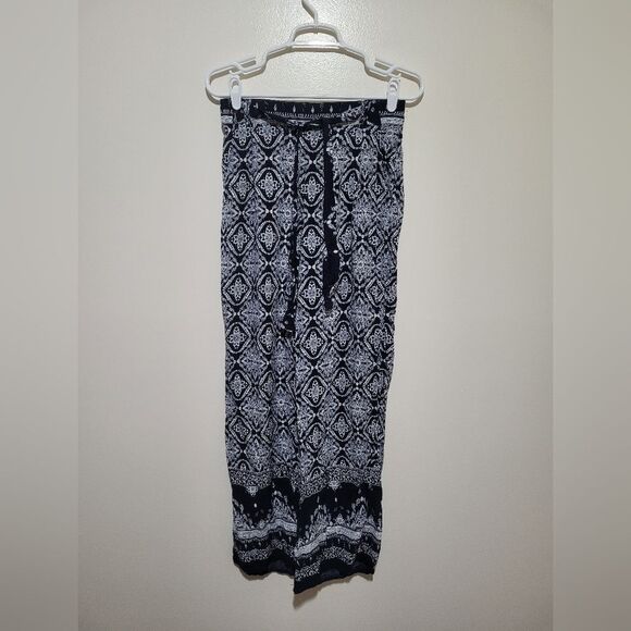 Solitaire Navy and White Floral Pants - Picture 1 of 7